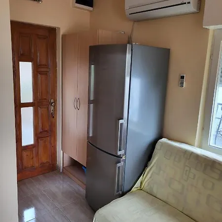 Ivan Apartamento Mimice